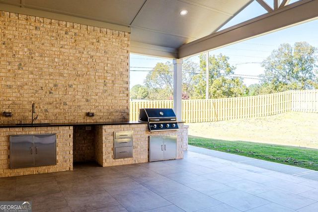 2210 Ridgedale Drive, Grayson, GA 30017