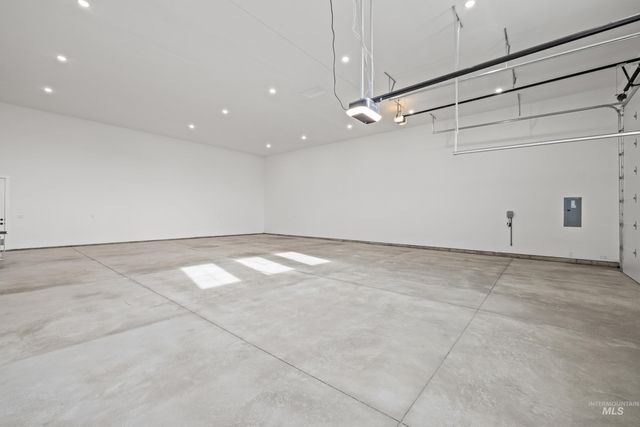 15380 Juniperwood Drive, Caldwell, ID 83607