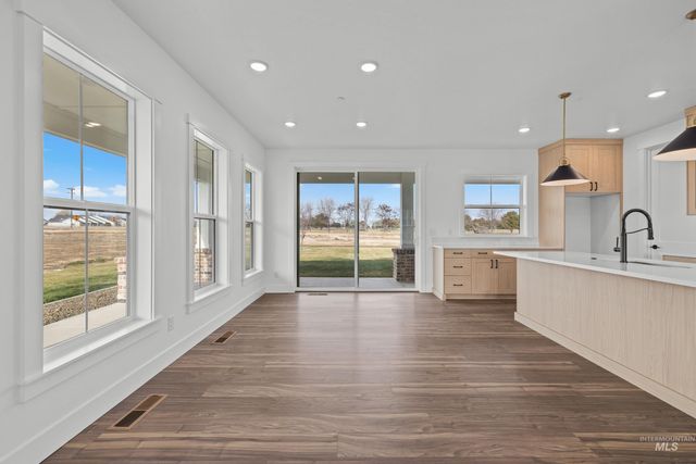 15380 Juniperwood Drive, Caldwell, ID 83607