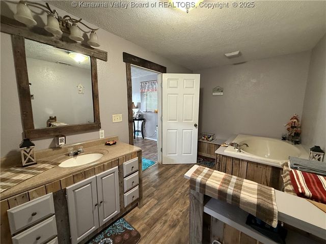 222 2nd Avenue, Logan, WV 25601