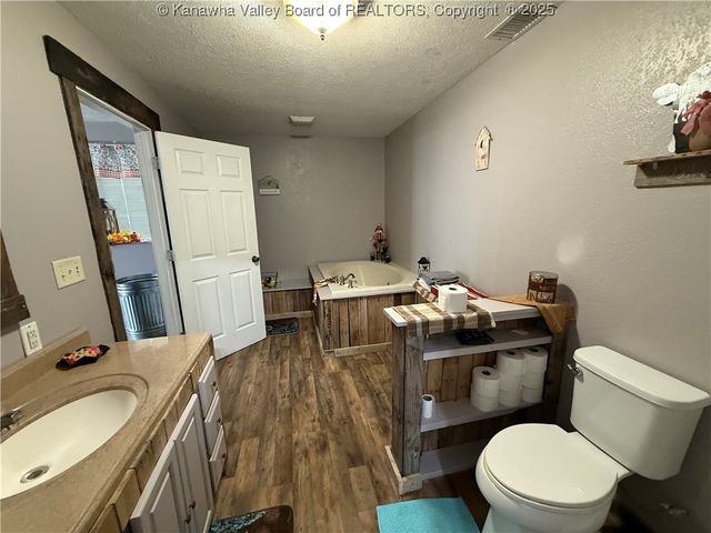 222 2nd Avenue, Logan, WV 25601