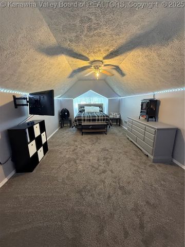 222 2nd Avenue, Logan, WV 25601