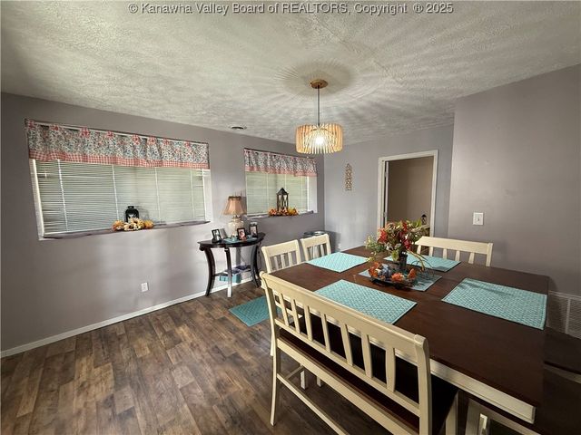 222 2nd Avenue, Logan, WV 25601