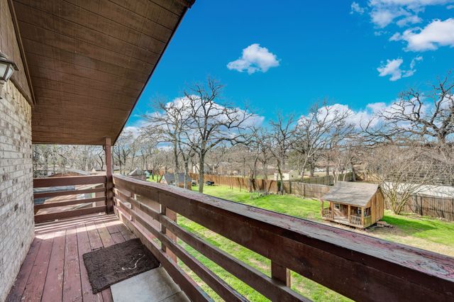 1185 Lakewood Circle, Alvarado, TX 76009