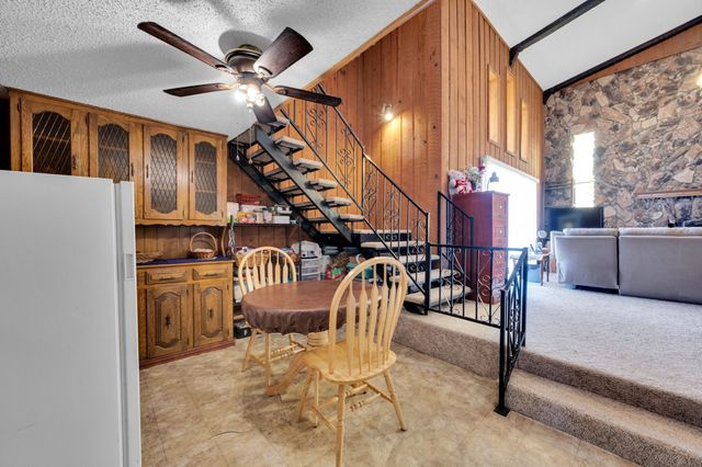 1185 Lakewood Circle, Alvarado, TX 76009