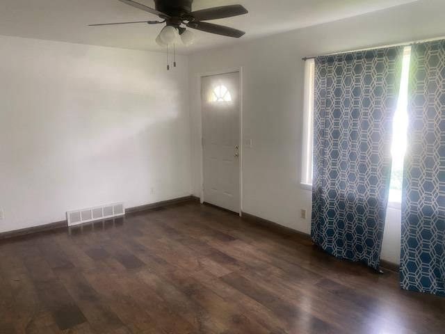 850 E Briar Lane, Beloit, WI 53511