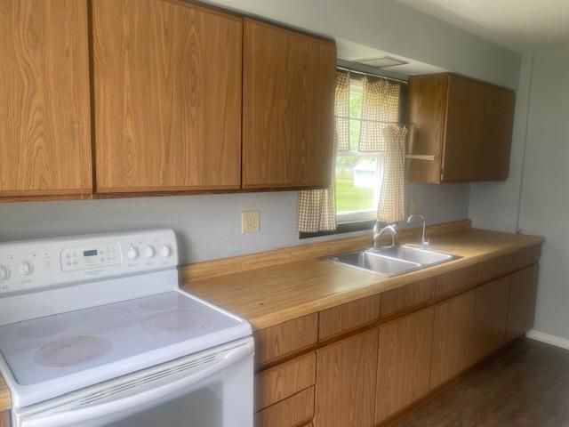 850 E Briar Lane, Beloit, WI 53511