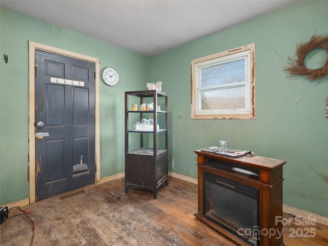 36 Lambert Lane, Canton, NC 28716