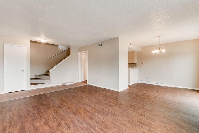 2611 Ektom DR B, Austin, TX 78745