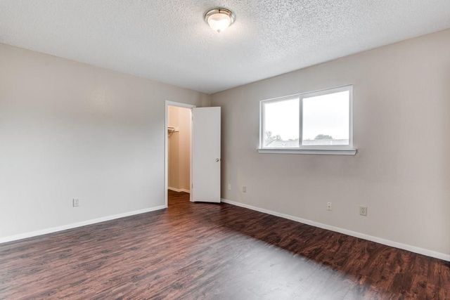 2611 Ektom DR B, Austin, TX 78745