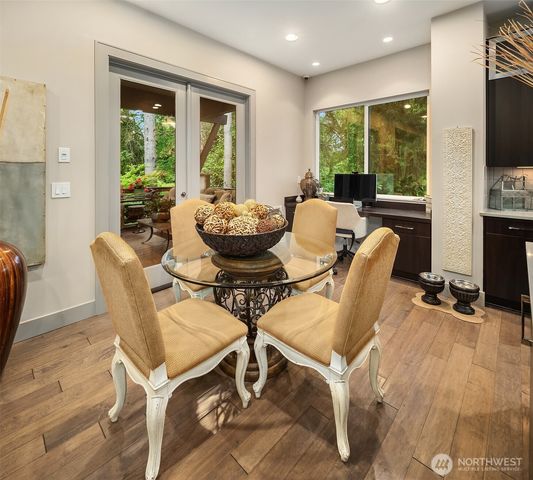 3745 88th Avenue SE, Mercer Island, WA 98040