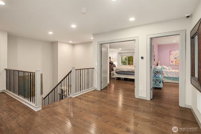 3745 88th Avenue SE, Mercer Island, WA 98040