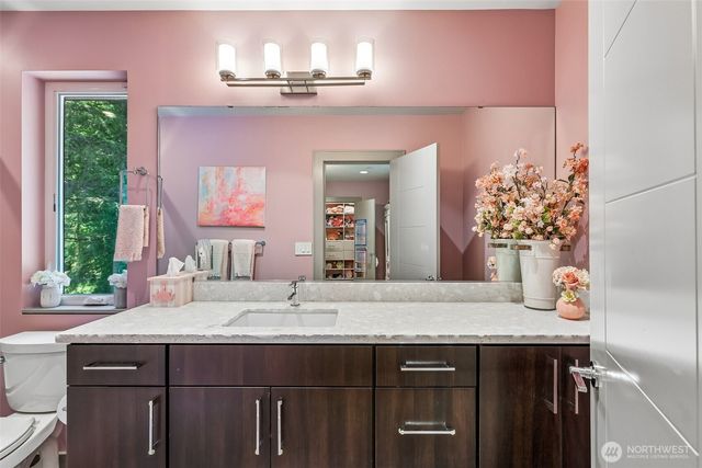 3745 88th Avenue SE, Mercer Island, WA 98040