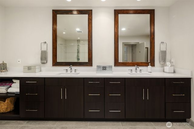 3745 88th Avenue SE, Mercer Island, WA 98040
