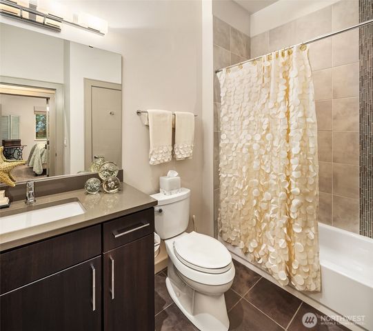 3745 88th Avenue SE, Mercer Island, WA 98040