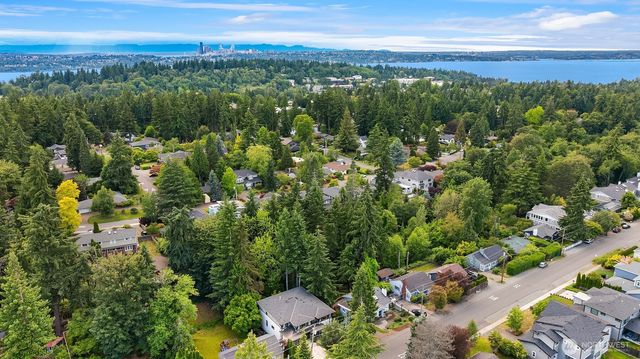 3745 88th Avenue SE, Mercer Island, WA 98040