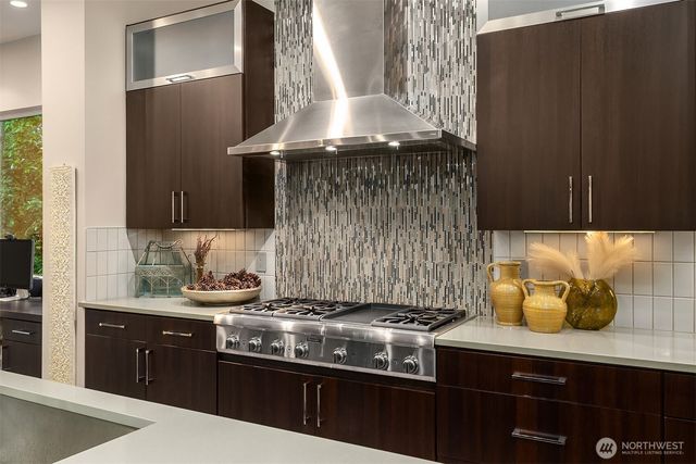 3745 88th Avenue SE, Mercer Island, WA 98040