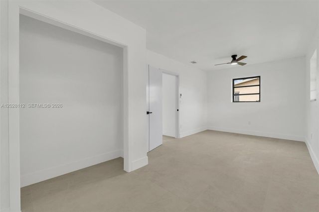 10721 SW 149th Ter, Miami, FL 33176