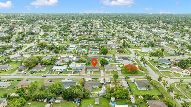 10721 SW 149th Ter, Miami, FL 33176