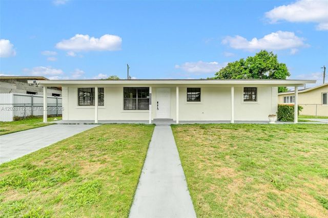 10721 SW 149th Ter, Miami, FL 33176
