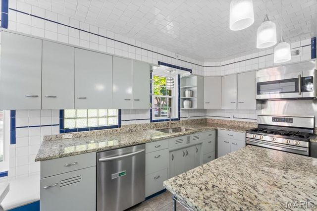 7248 Dorset Avenue, University City, MO 63130