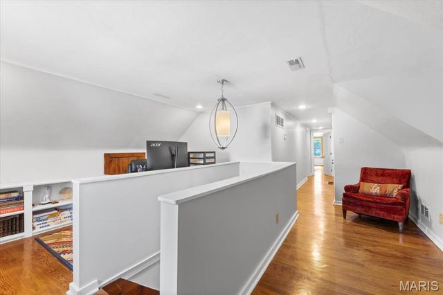 7248 Dorset Avenue, University City, MO 63130