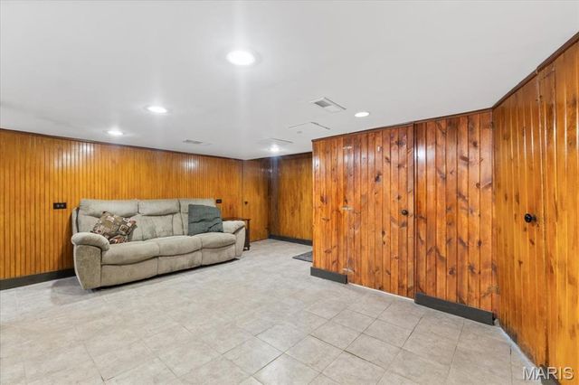 7248 Dorset Avenue, University City, MO 63130