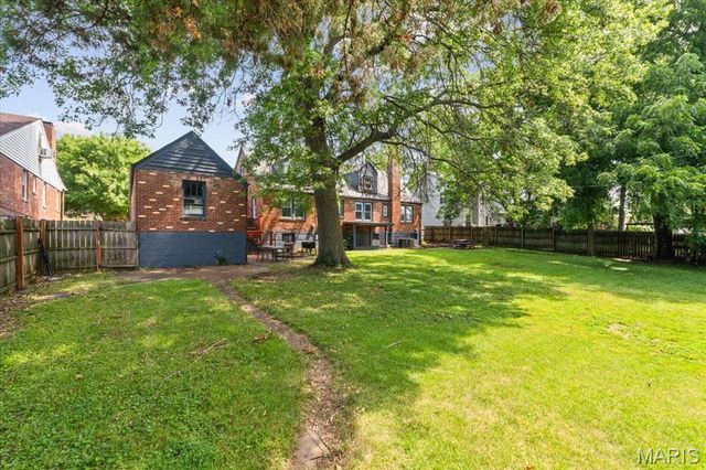 7248 Dorset Avenue, University City, MO 63130