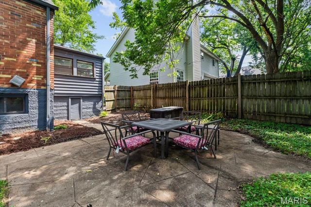 7248 Dorset Avenue, University City, MO 63130