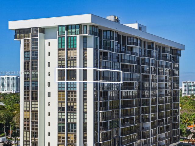 1915 Brickell Ave 1407, Miami, FL 33129