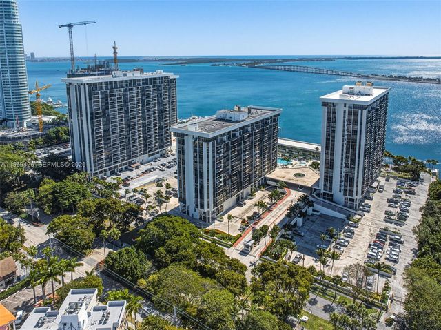 1915 Brickell Ave 1407, Miami, FL 33129