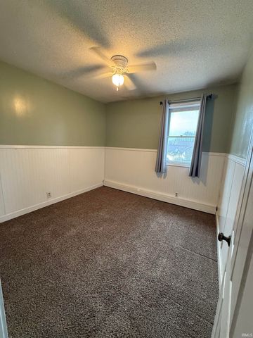 203 E 8TH Street, Warren, IN 46792