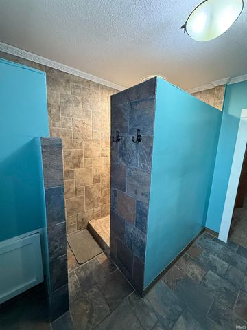 203 E 8TH Street, Warren, IN 46792