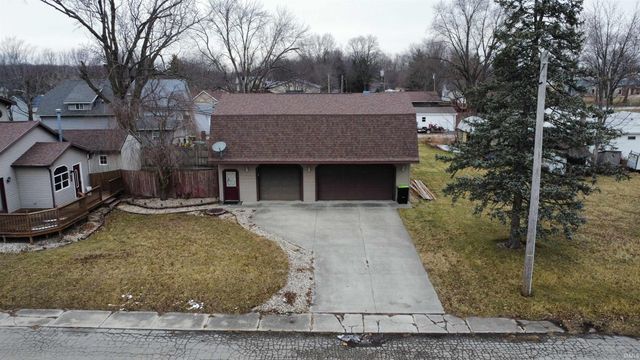203 E 8TH Street, Warren, IN 46792