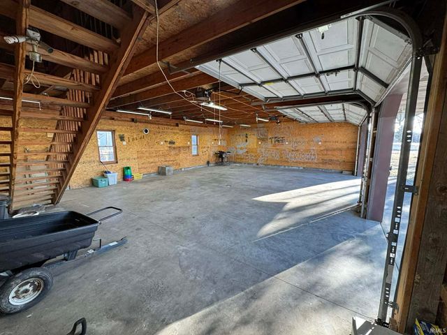 203 E 8TH Street, Warren, IN 46792