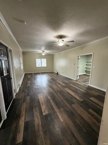 203 E 8TH Street, Warren, IN 46792