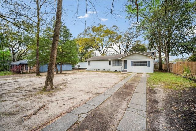 1583 Dover Street, Mobile, AL 36618