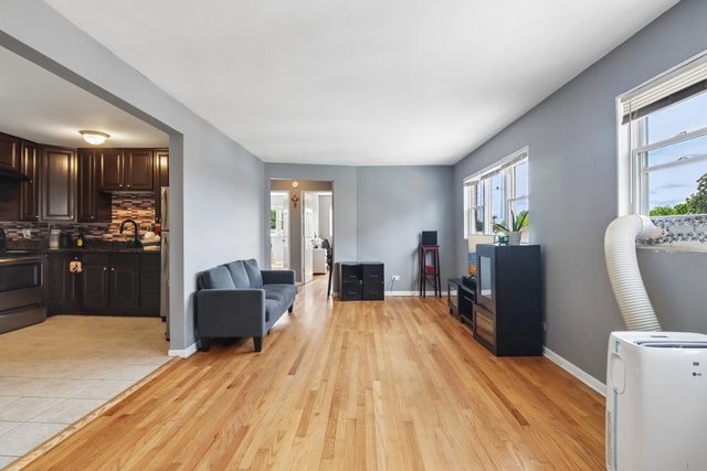 7206 W Wellington Avenue 3D, Chicago, IL 60707
