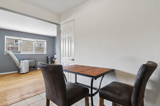 7206 W Wellington Avenue 3D, Chicago, IL 60707