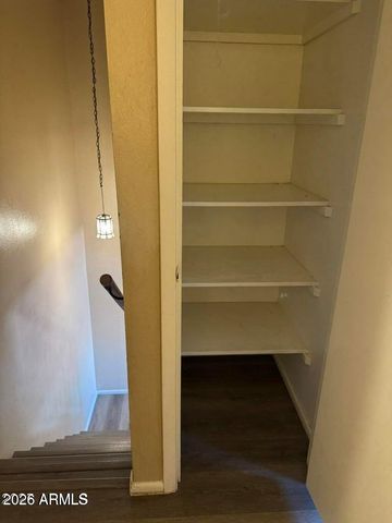 286 W PALOMINO Drive 118, Chandler, AZ 85225