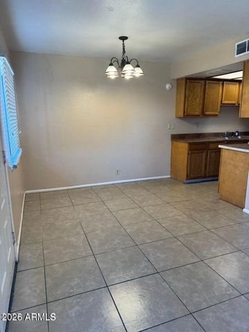 286 W PALOMINO Drive 118, Chandler, AZ 85225