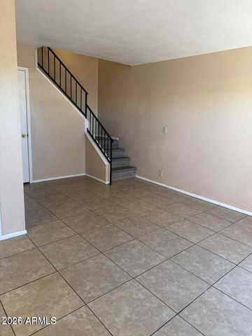 286 W PALOMINO Drive 118, Chandler, AZ 85225