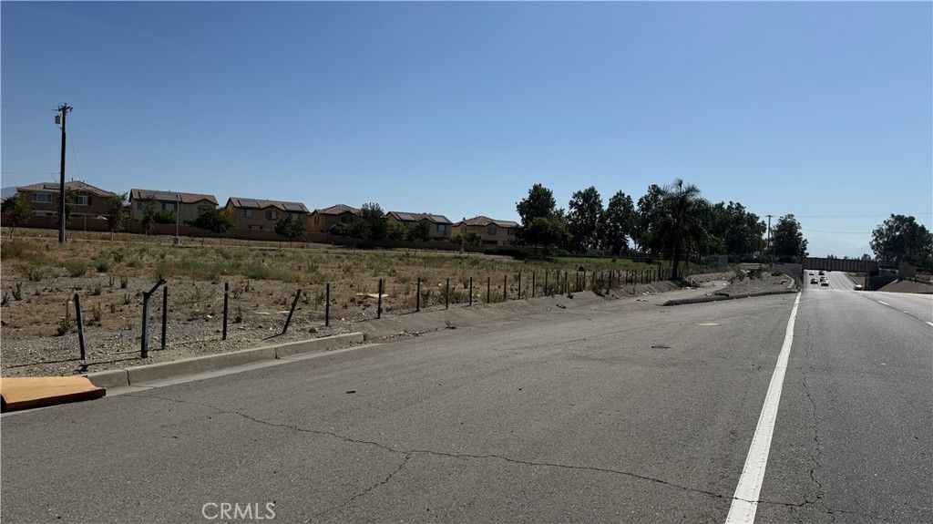 15526 Foothill, Fontana, CA 92335
