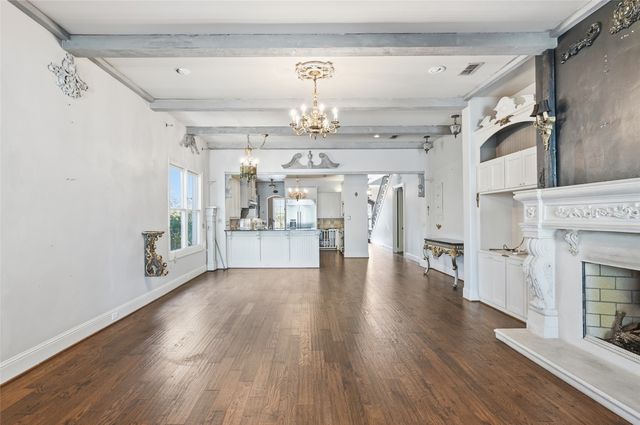 4062 Bunting Avenue, Fort Worth, TX 76107