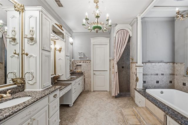 4062 Bunting Avenue, Fort Worth, TX 76107