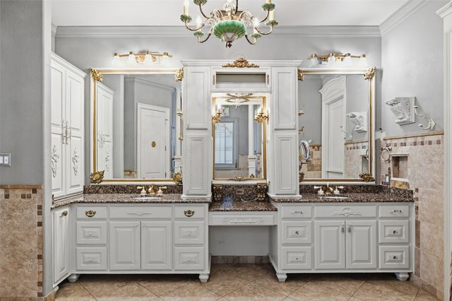 4062 Bunting Avenue, Fort Worth, TX 76107