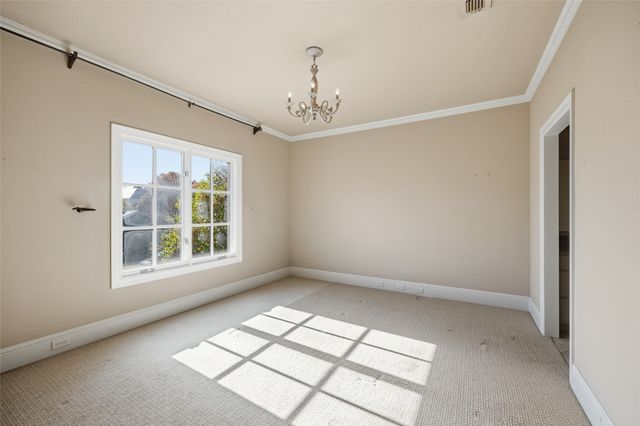 4062 Bunting Avenue, Fort Worth, TX 76107