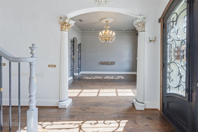 4062 Bunting Avenue, Fort Worth, TX 76107