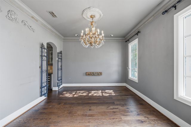 4062 Bunting Avenue, Fort Worth, TX 76107