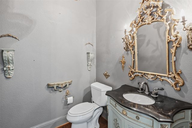 4062 Bunting Avenue, Fort Worth, TX 76107